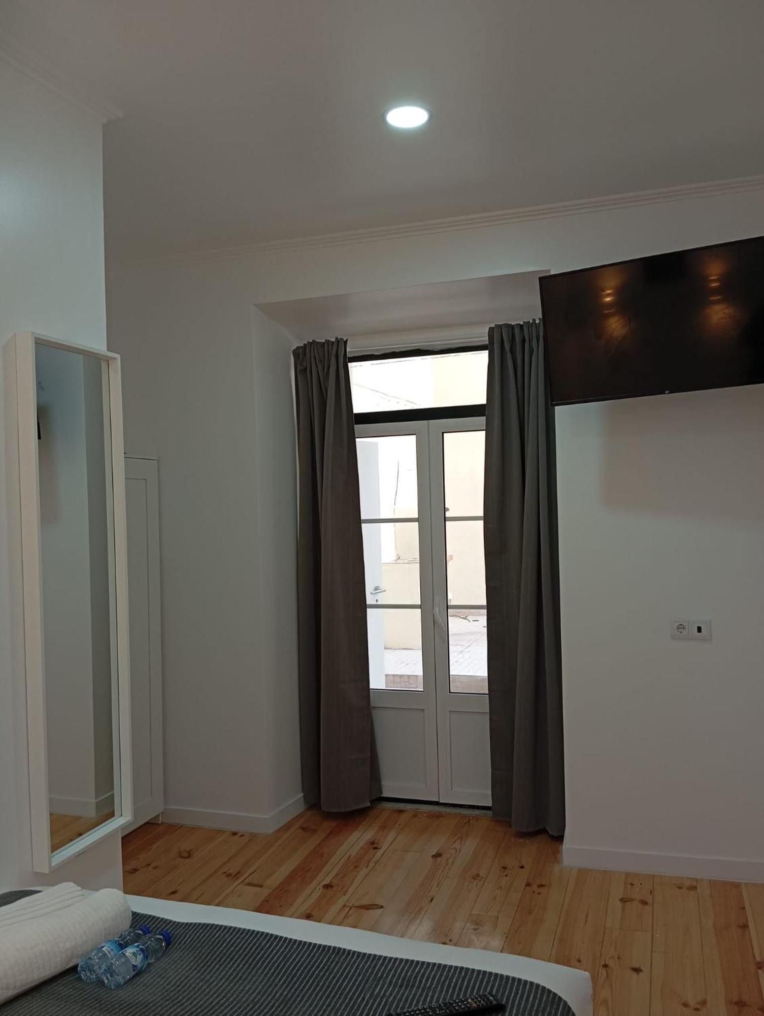 Apartamento Pensamento Inedito 55 Lisbon Luaran gambar